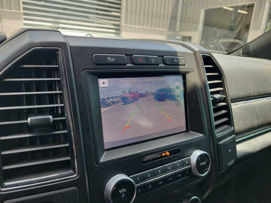 Used 2019 Ford Expedition Max Limited w/ Driver Assistance Package RWD image 25