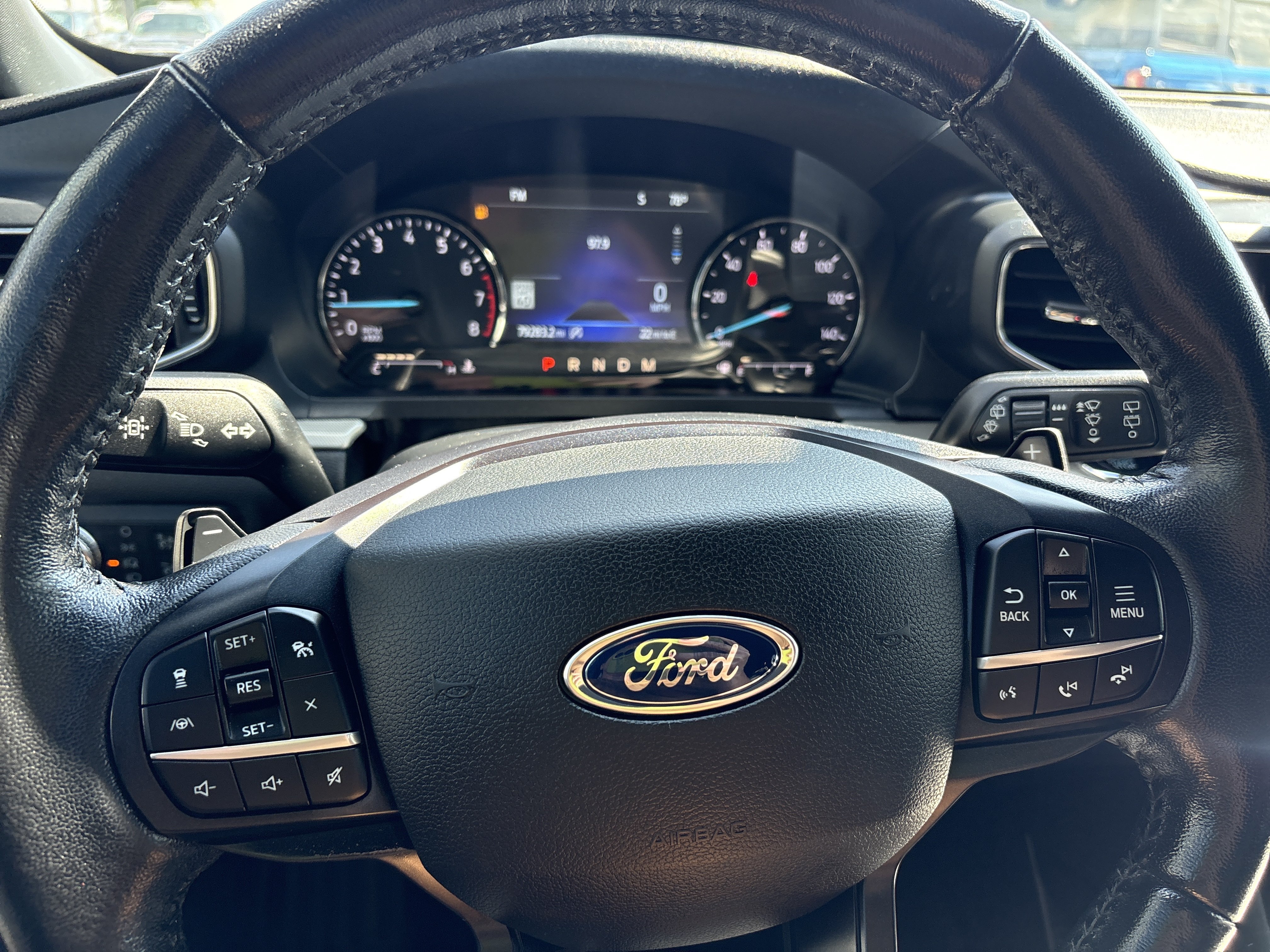 Used 2020 Ford Explorer XLT w/ Equipment Group 202A AWD/4WD image 16
