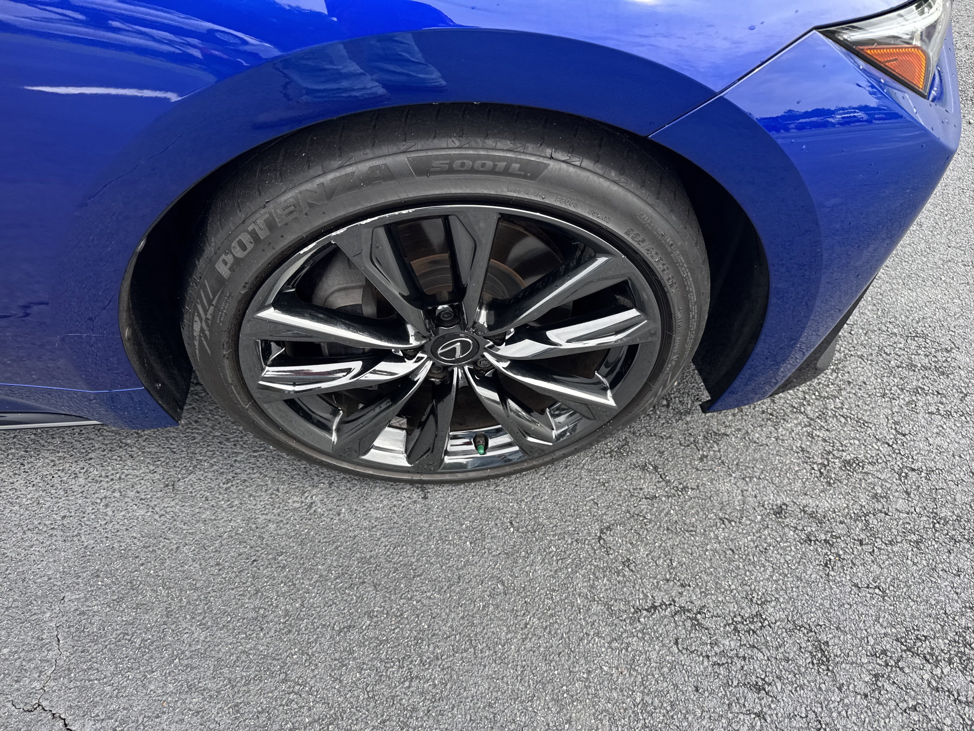 Used 2024 Lexus IS 350 F Sport w/ Memory Package RWD image 10