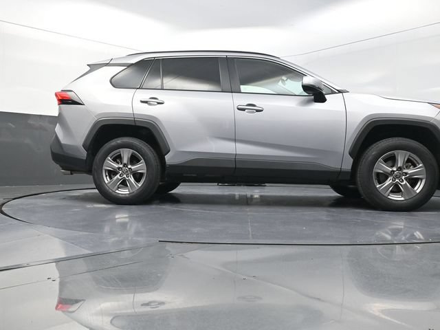 Used 2024 Toyota RAV4 XLE FWD image 38