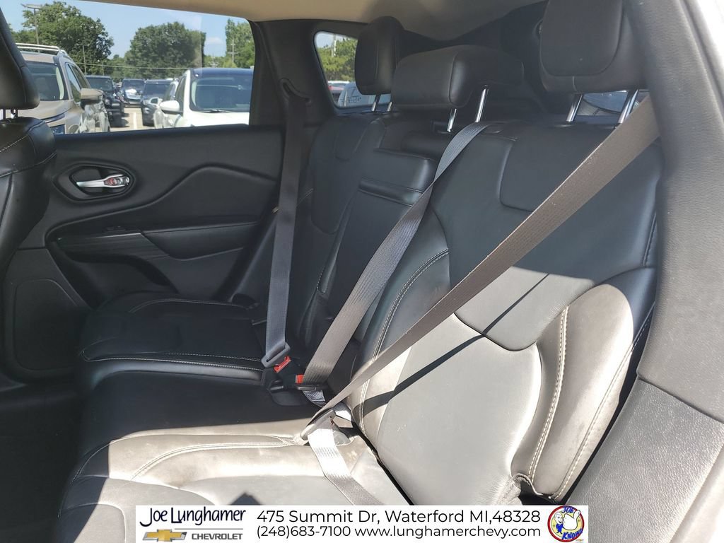 Used 2015 Jeep Cherokee Limited FWD image 25