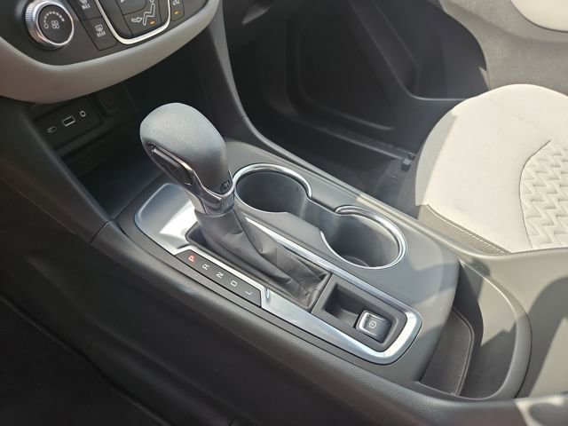 Used 2022 Chevrolet Equinox LS w/ LS Convenience Package image 24