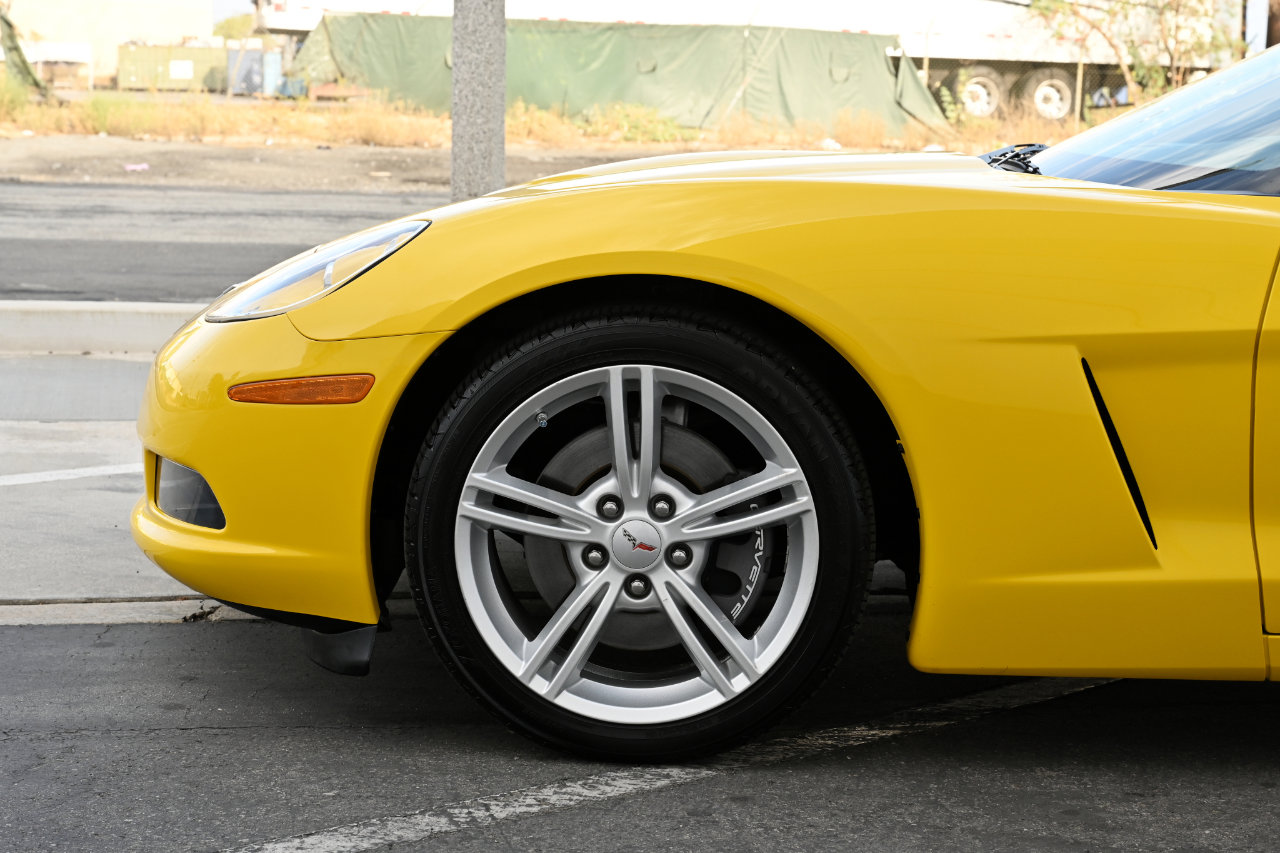 Used 2008 Chevrolet Corvette Coupe image 25