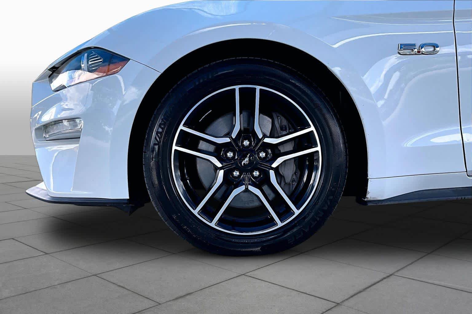 Used 2020 Ford Mustang GT Premium RWD image 11