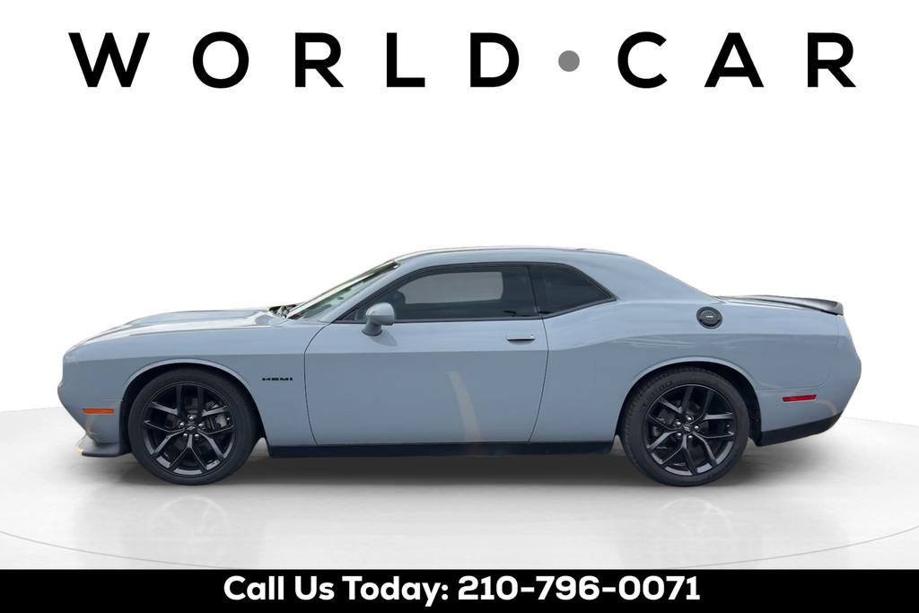Used 2022 Dodge Challenger R/T w/ Blacktop Package RWD image 6