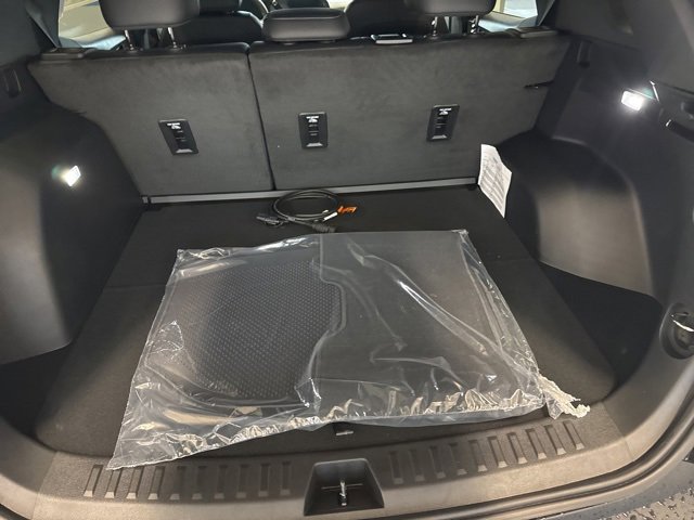 New 2026 Chevrolet Equinox LT w/ Convenience Package II image 21