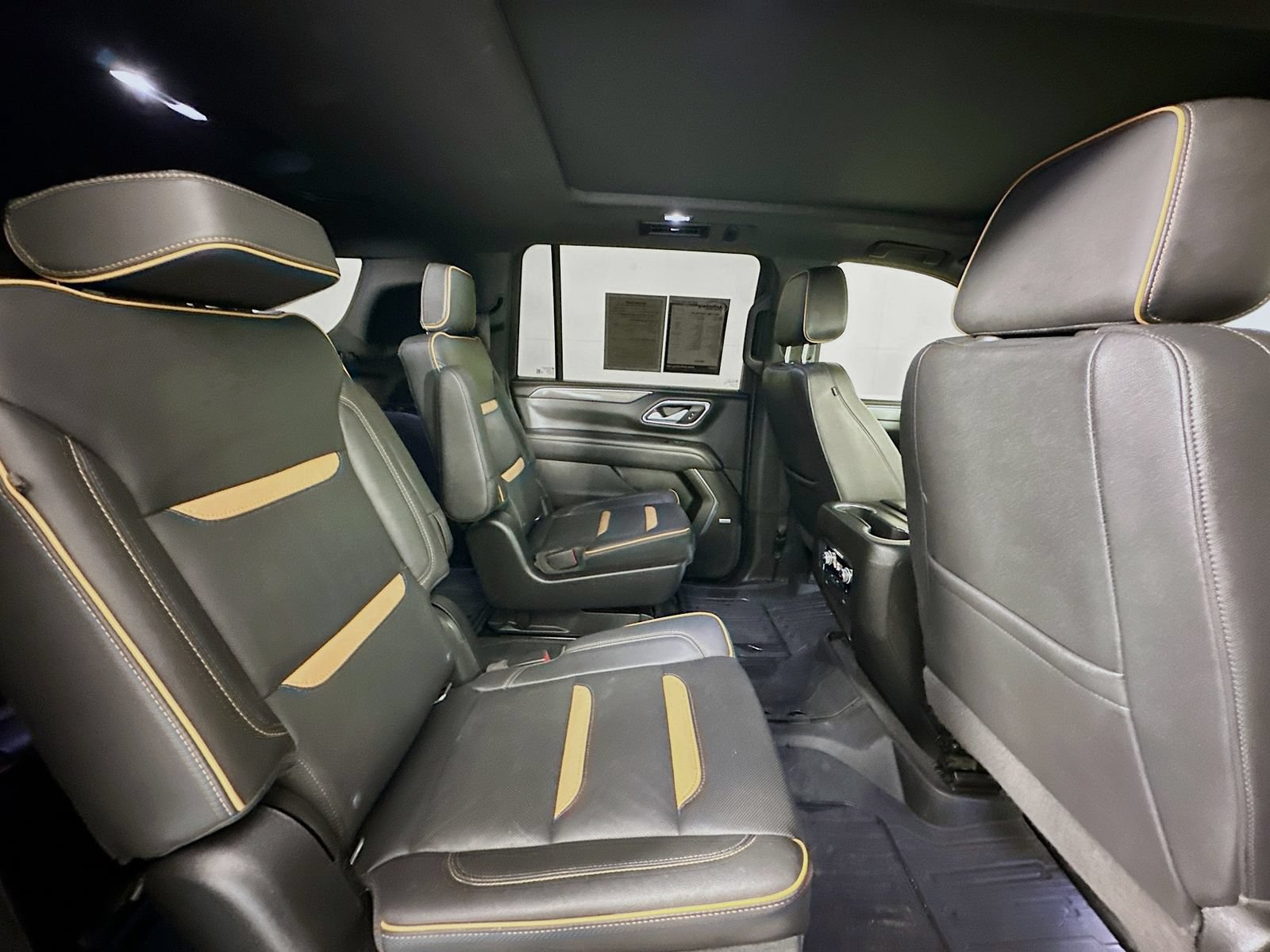 Used 2022 GMC Yukon XL AT4 AWD/4WD image 30