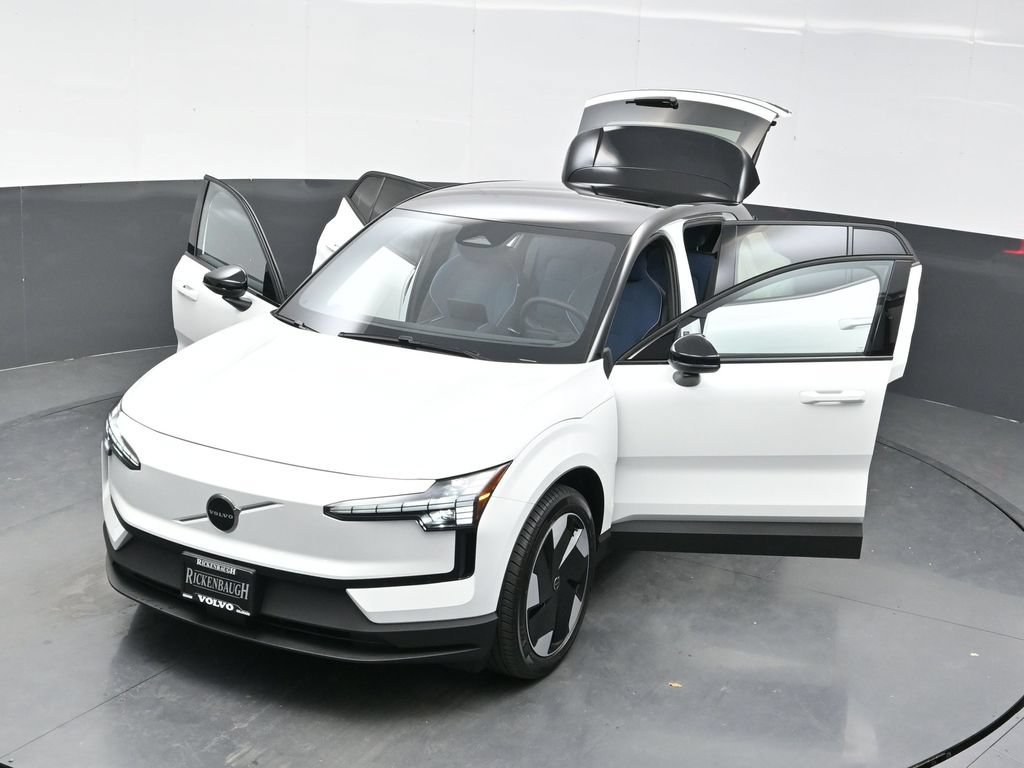 New 2026 Volvo EX30 Plus w/ Protection Package Premier AWD/4WD image 37