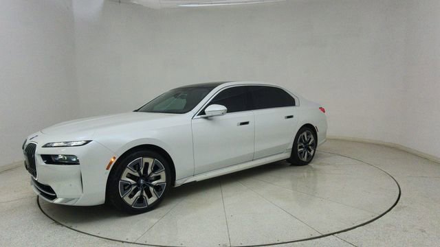 Used 2023 BMW i7 xDrive60 w/ Executive Package 2 image 71