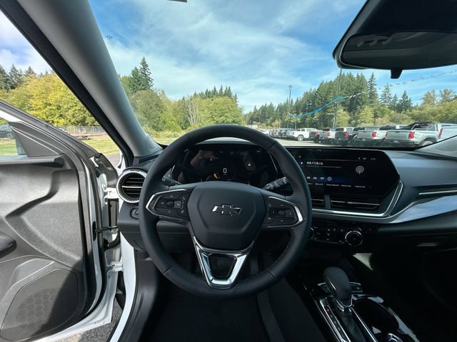 New 2026 Chevrolet Trax ACTIV w/ Sunroof Package FWD image 10