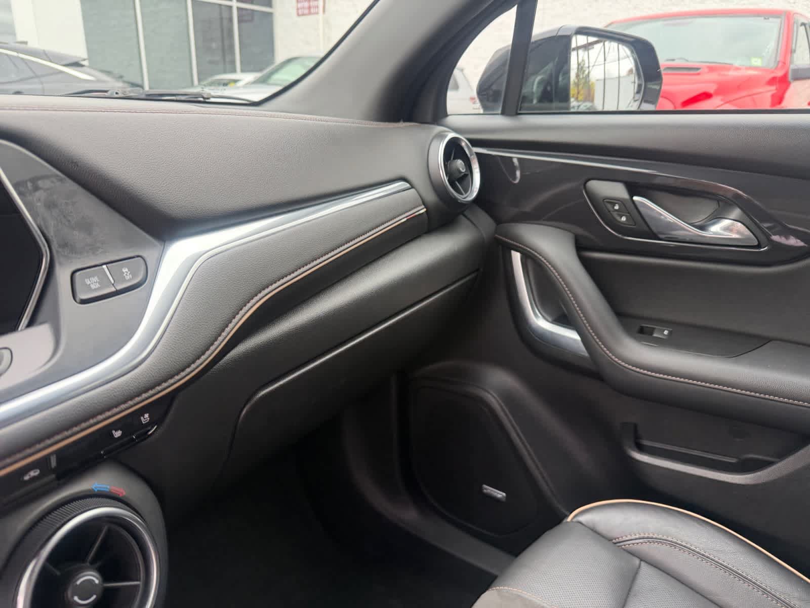 Used 2020 Chevrolet Blazer Premier AWD/4WD image 41