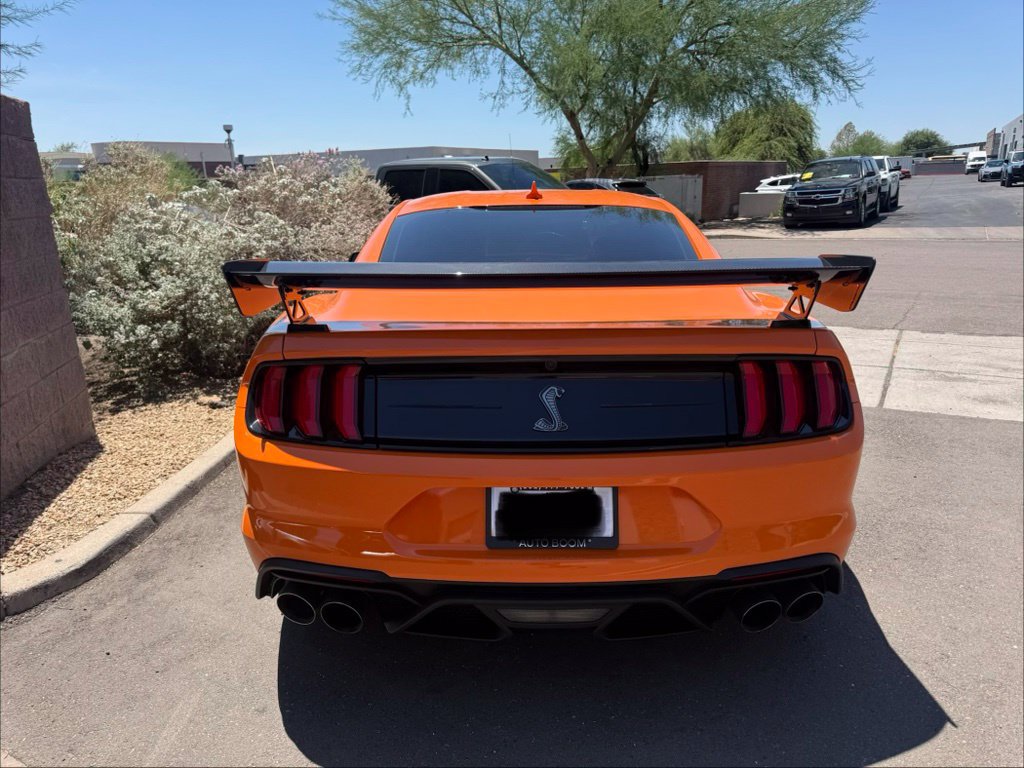 Used 2020 Ford Mustang Shelby GT500 w/ Carbon Fiber Track Pack RWD image 6