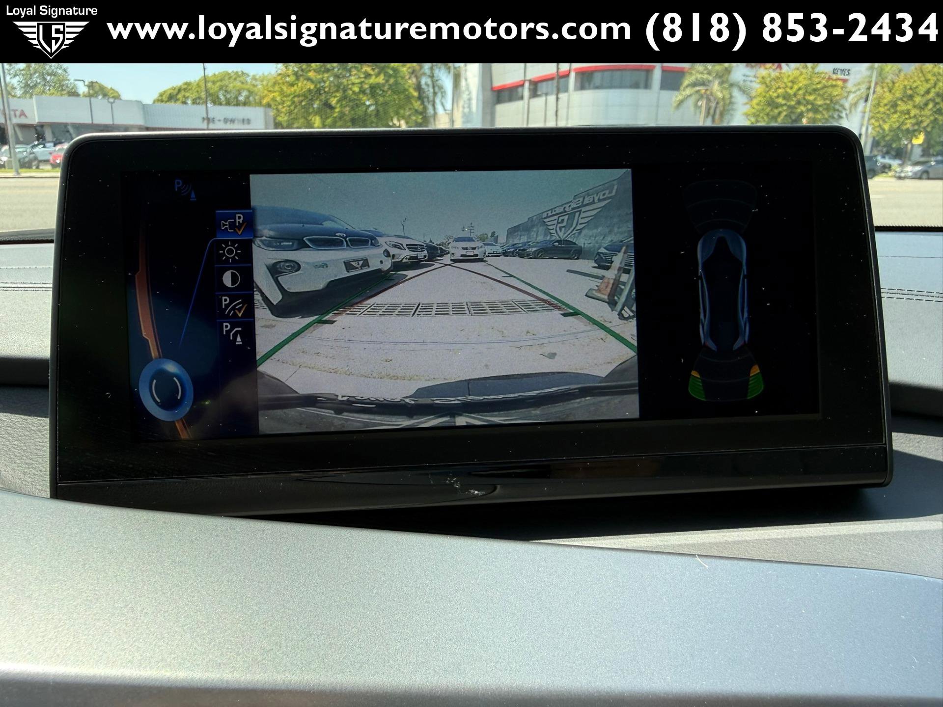 Used 2015 BMW i8 image 25