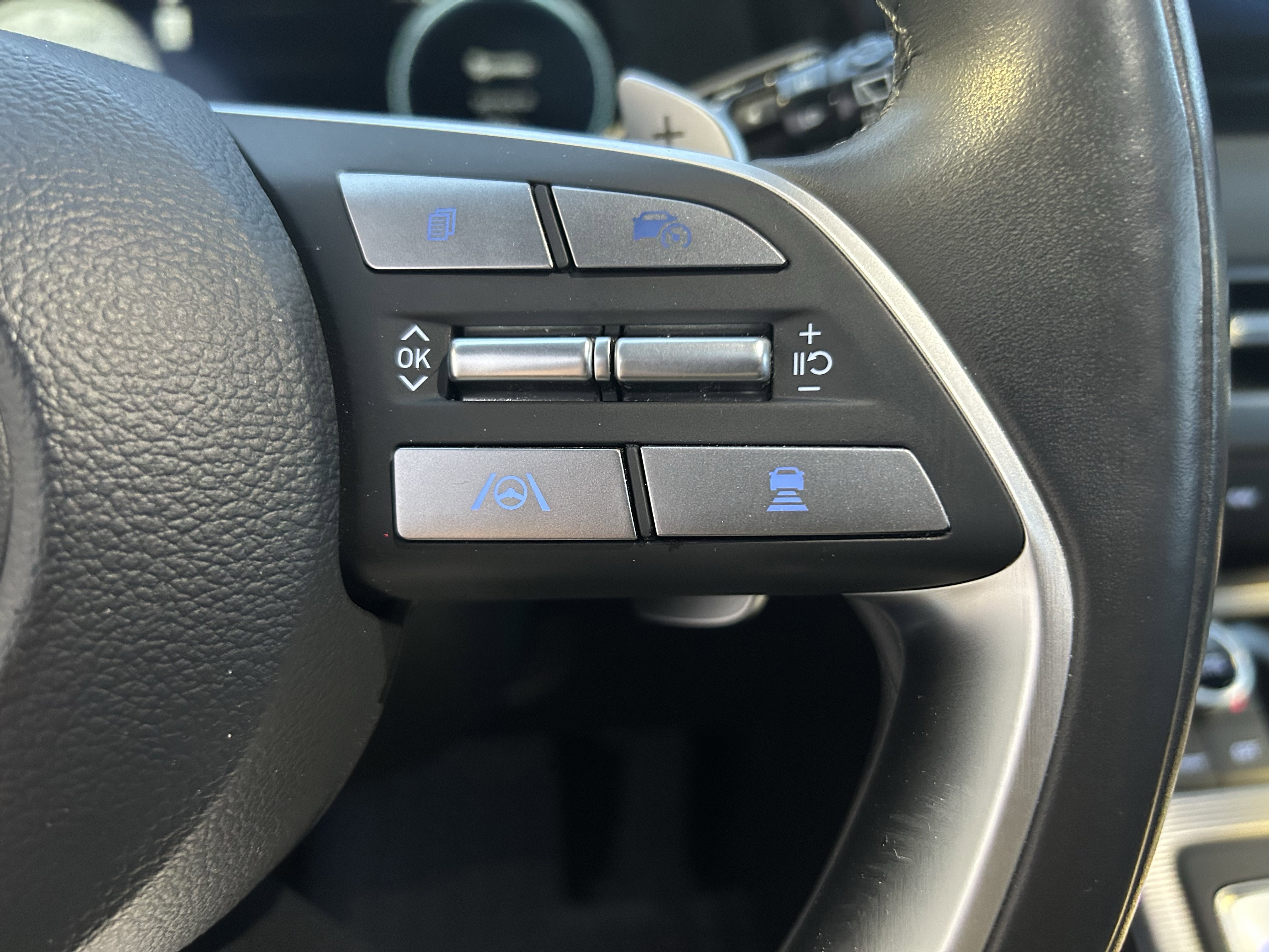 Used 2023 Hyundai Palisade Calligraphy image 27