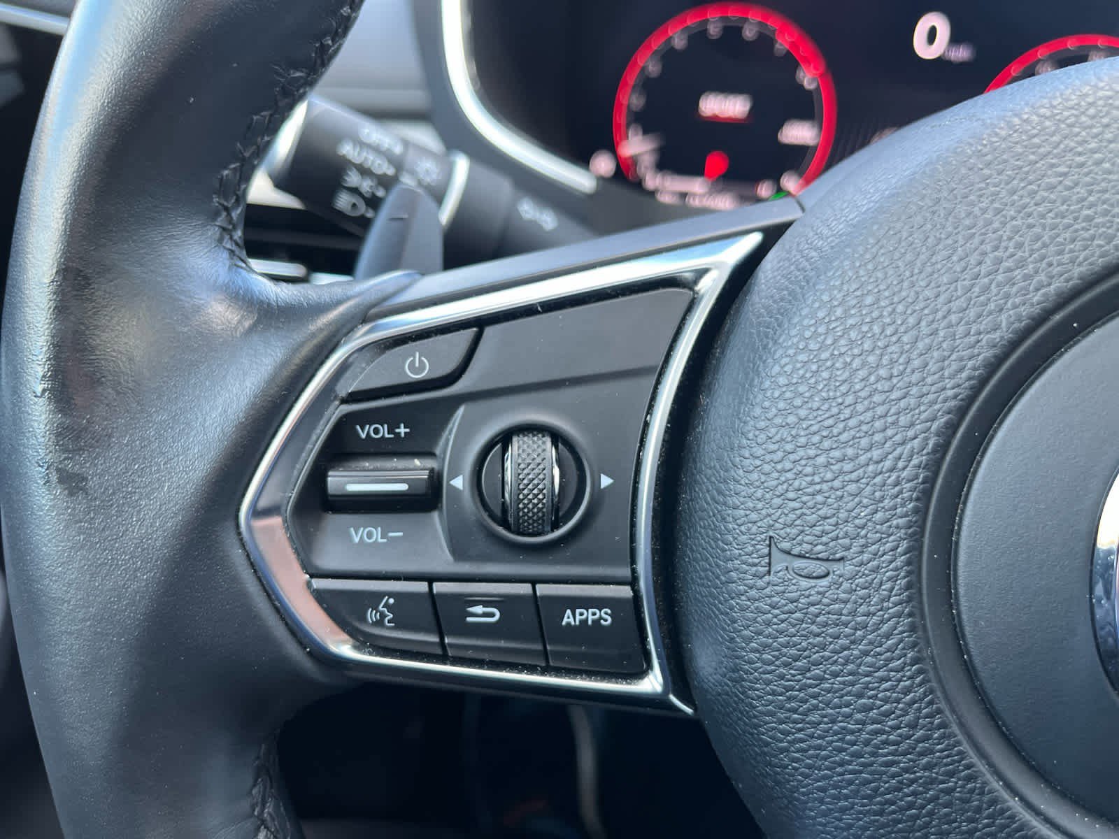 Used 2024 Acura MDX w/Technology Package image 33