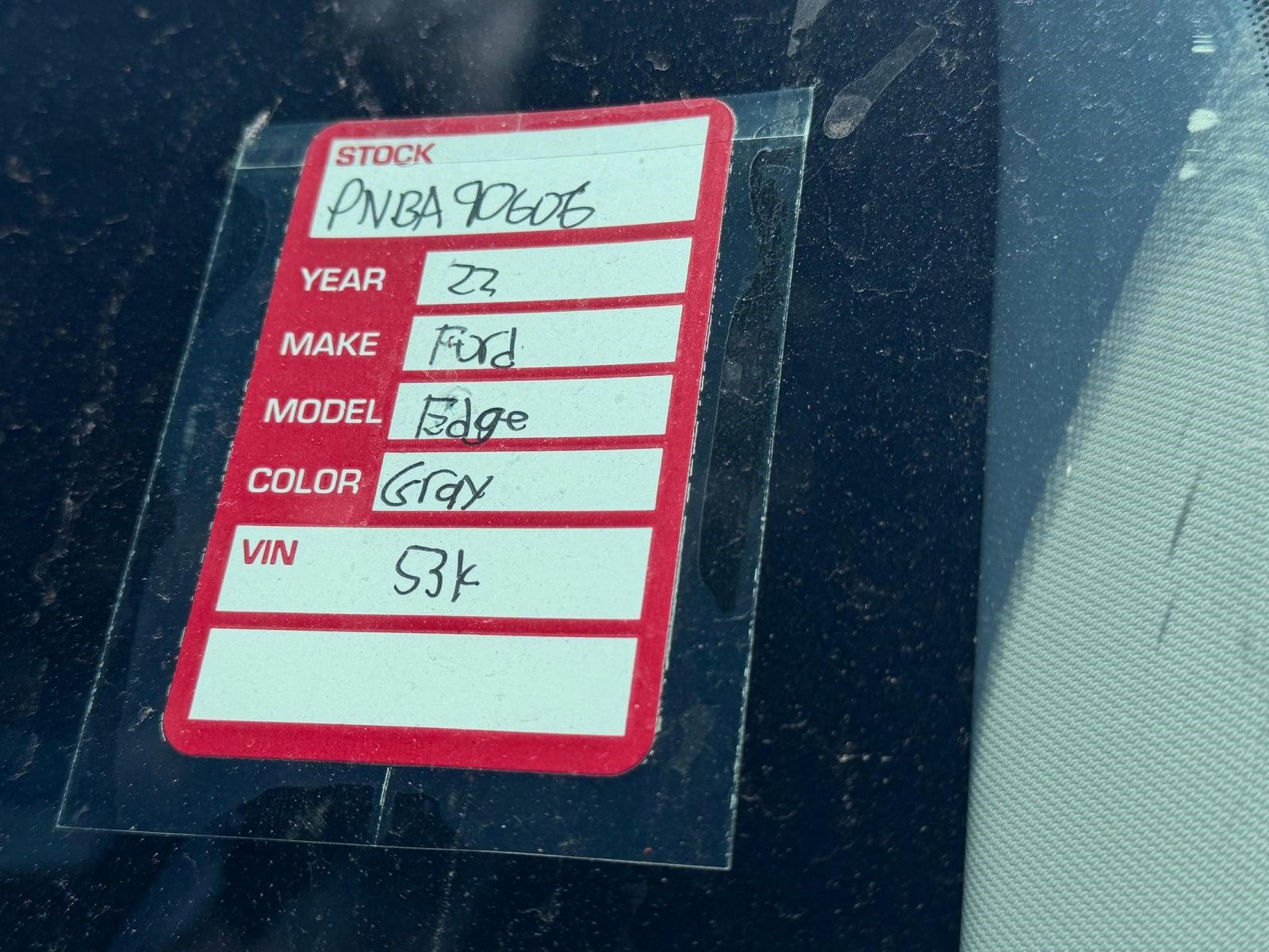 Used 2022 Ford Edge SEL w/ Sport Appearance Package image 12