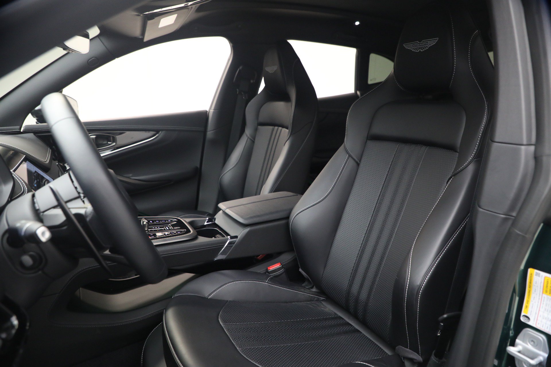 Used 2026 Aston Martin DBX 707 AWD/4WD image 17