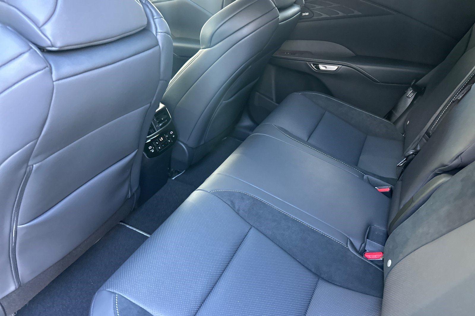 New 2026 Lexus RX 500h F Sport AWD/4WD image 10