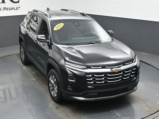 Used 2025 Chevrolet Equinox LT w/ Convenience Package II image 46