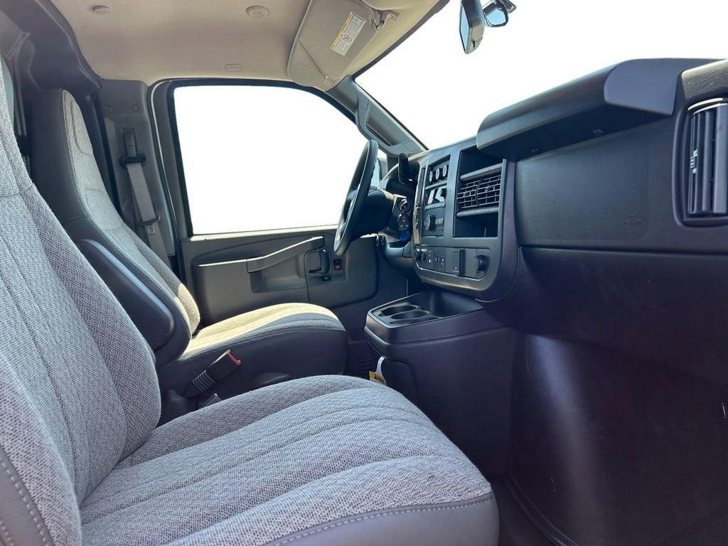 New 2026 Chevrolet Express 2500 w/ Driver Convenience Package RWD image 17