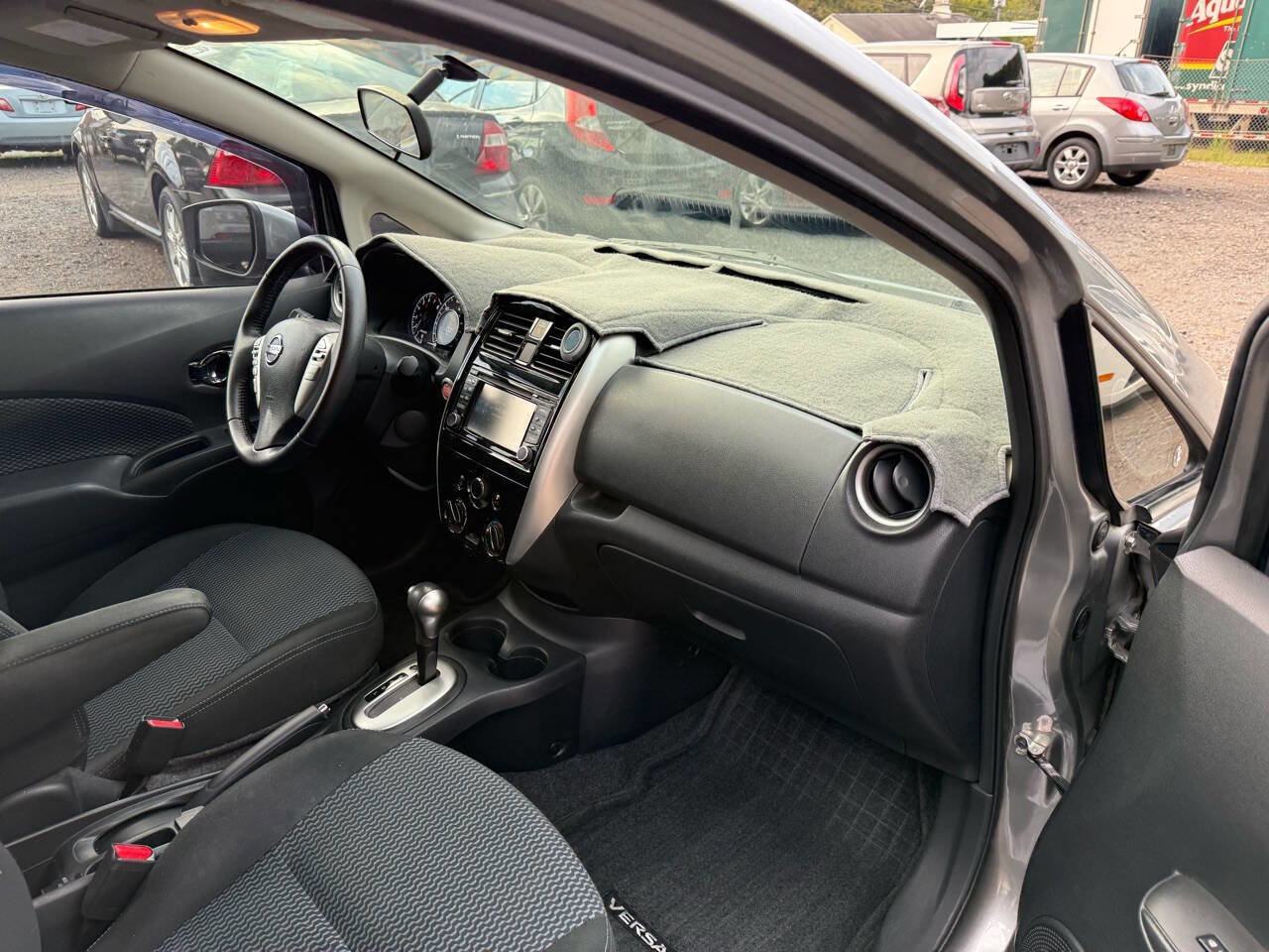 Used 2015 Nissan Versa Note image 18