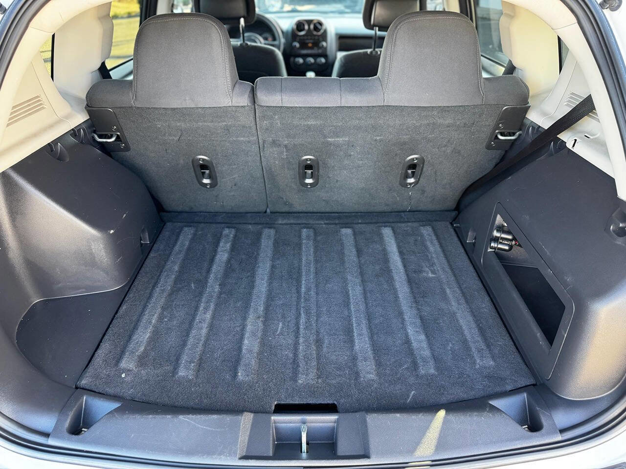 Used 2014 Jeep Compass Sport w/ Power Value Group image 20