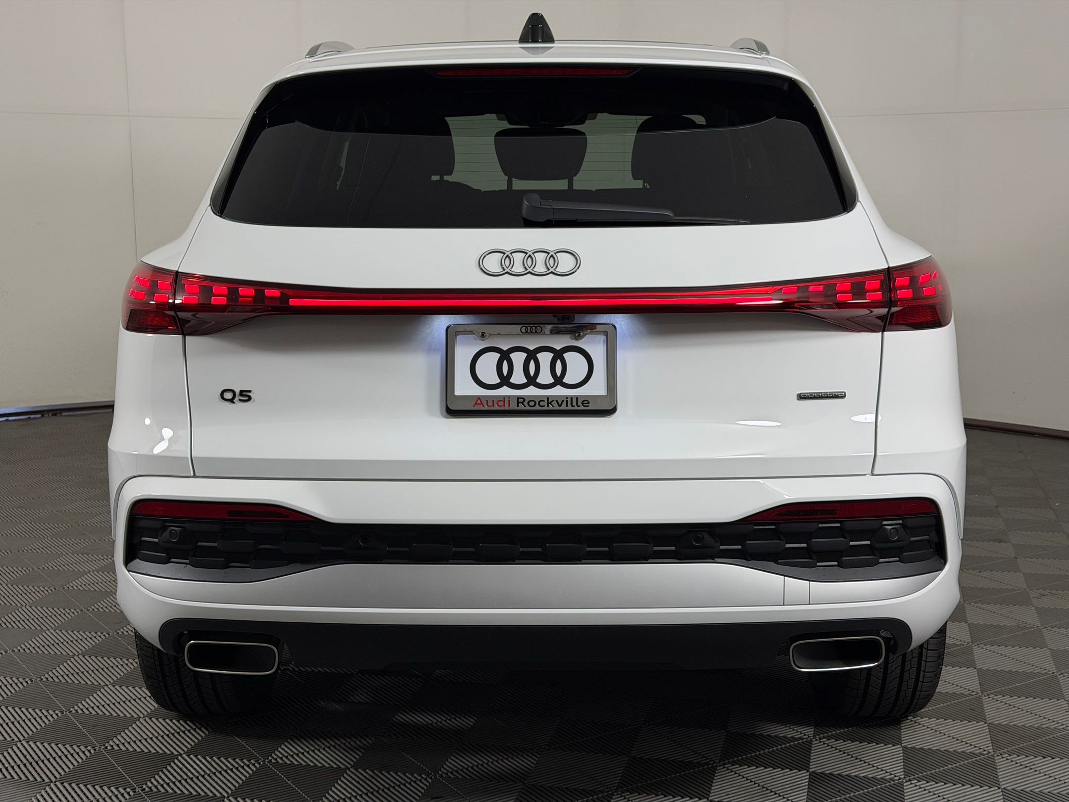 New 2026 Audi Q5 Premium AWD/4WD image 10