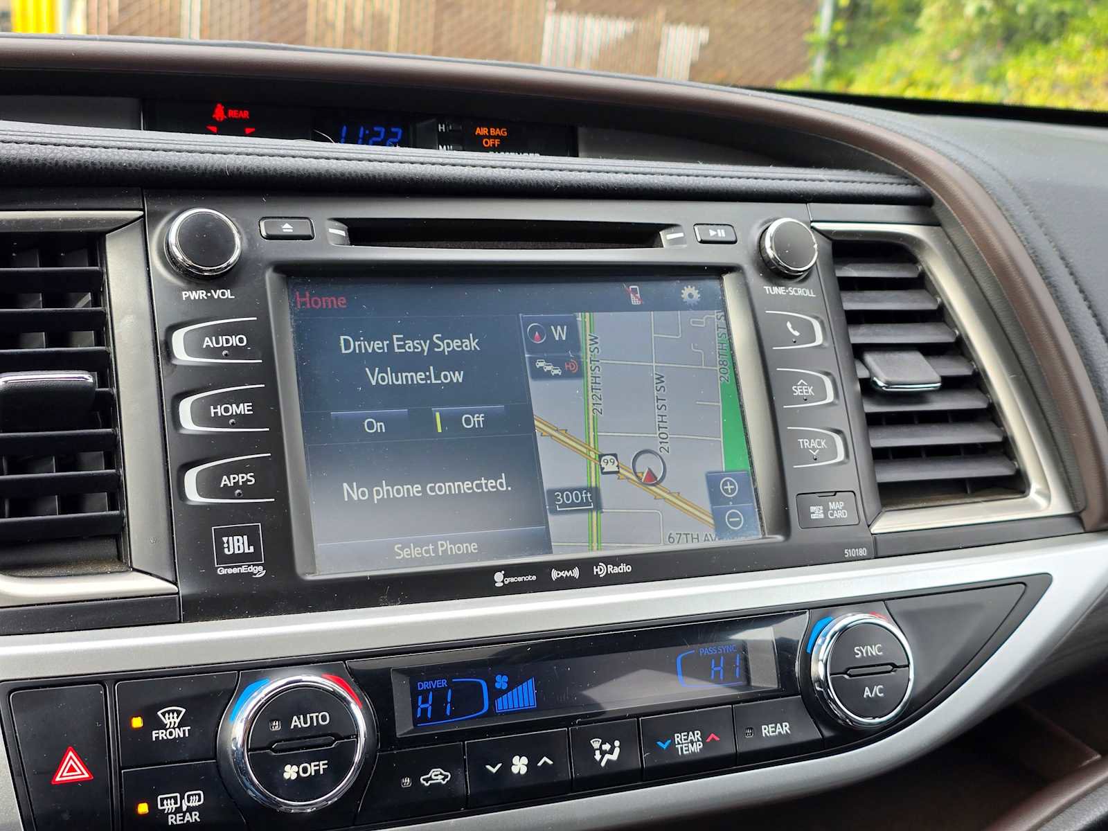 Used 2017 Toyota Highlander Limited image 24