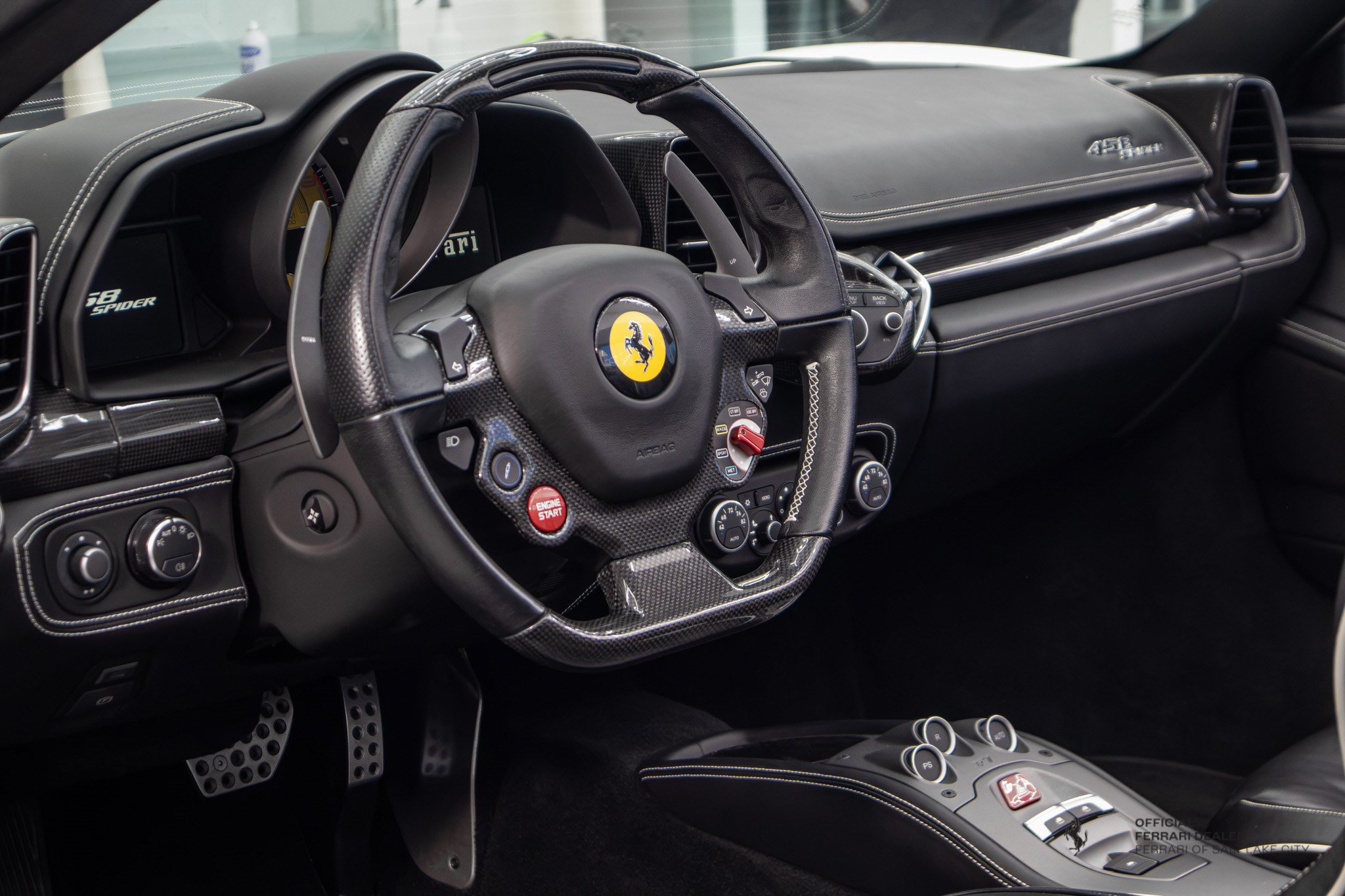 Used 2013 Ferrari 458 Spider RWD image 13
