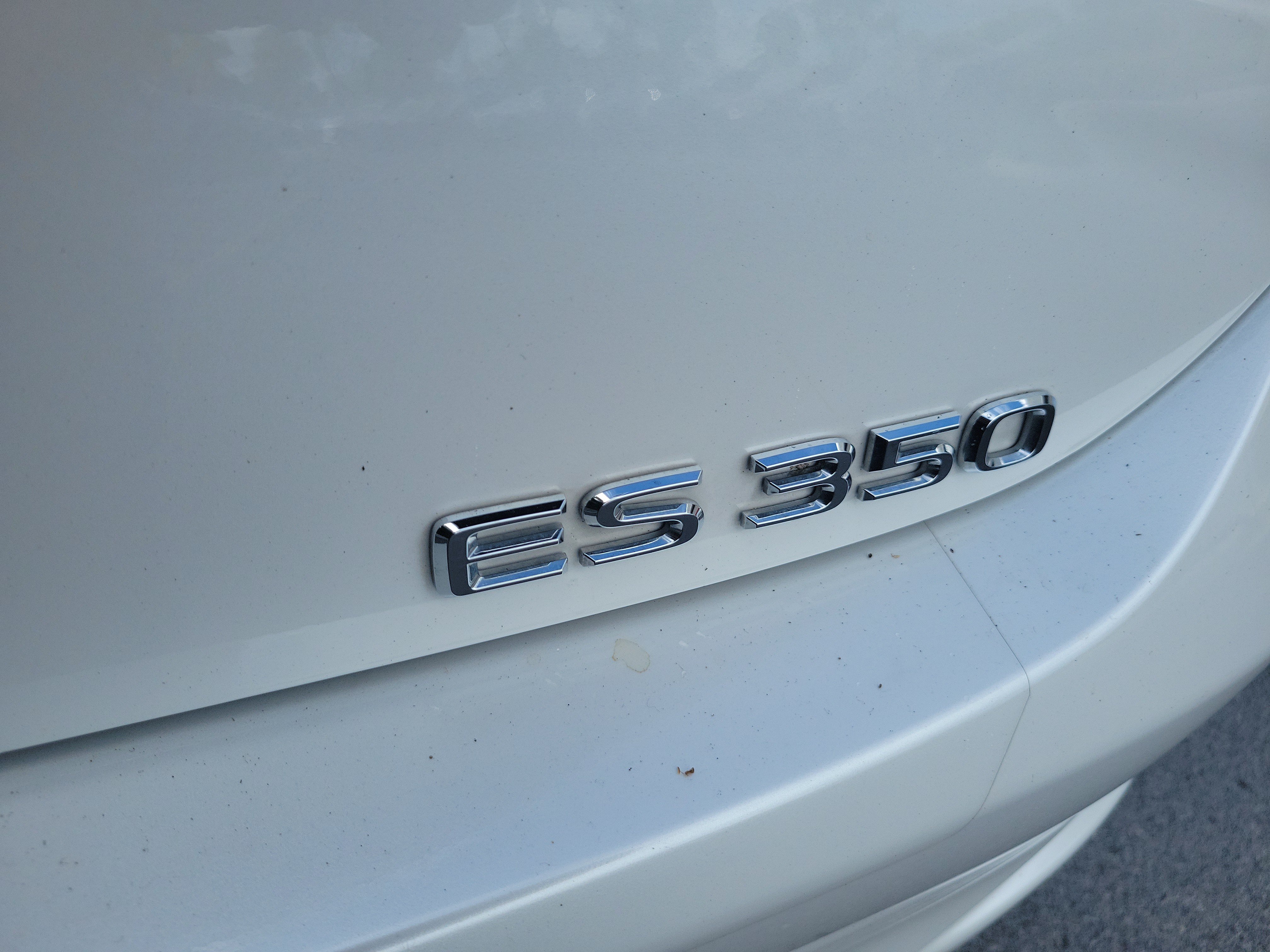 Certified 2024 Lexus ES 350 w/ Premium Package FWD image 8