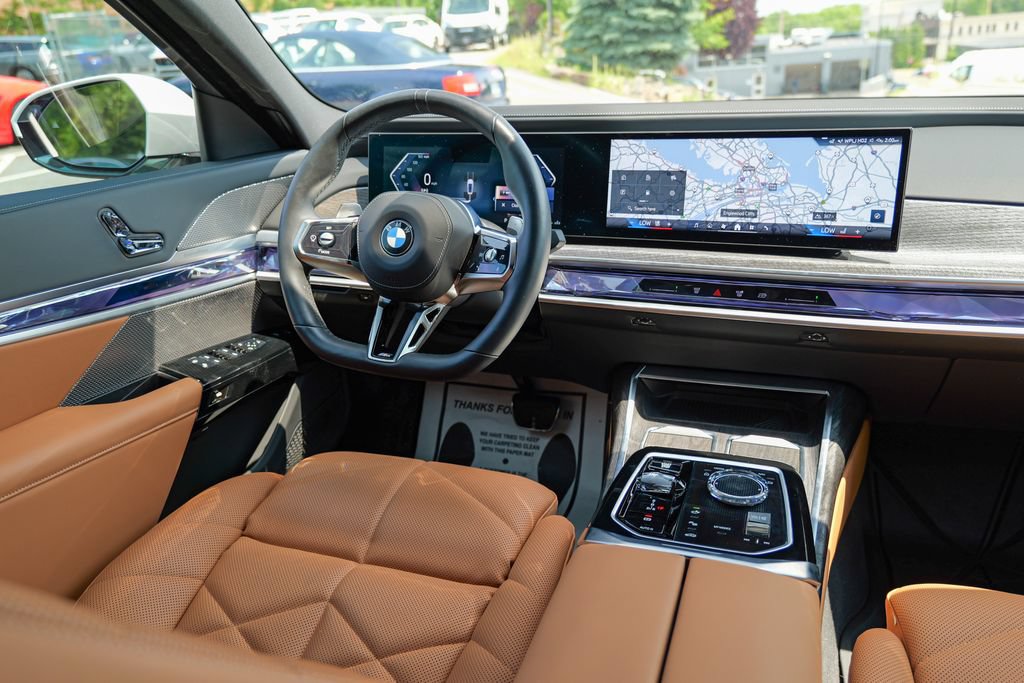 Used 2024 BMW 740i xDrive w/ Premium Package 2 AWD/4WD image 43