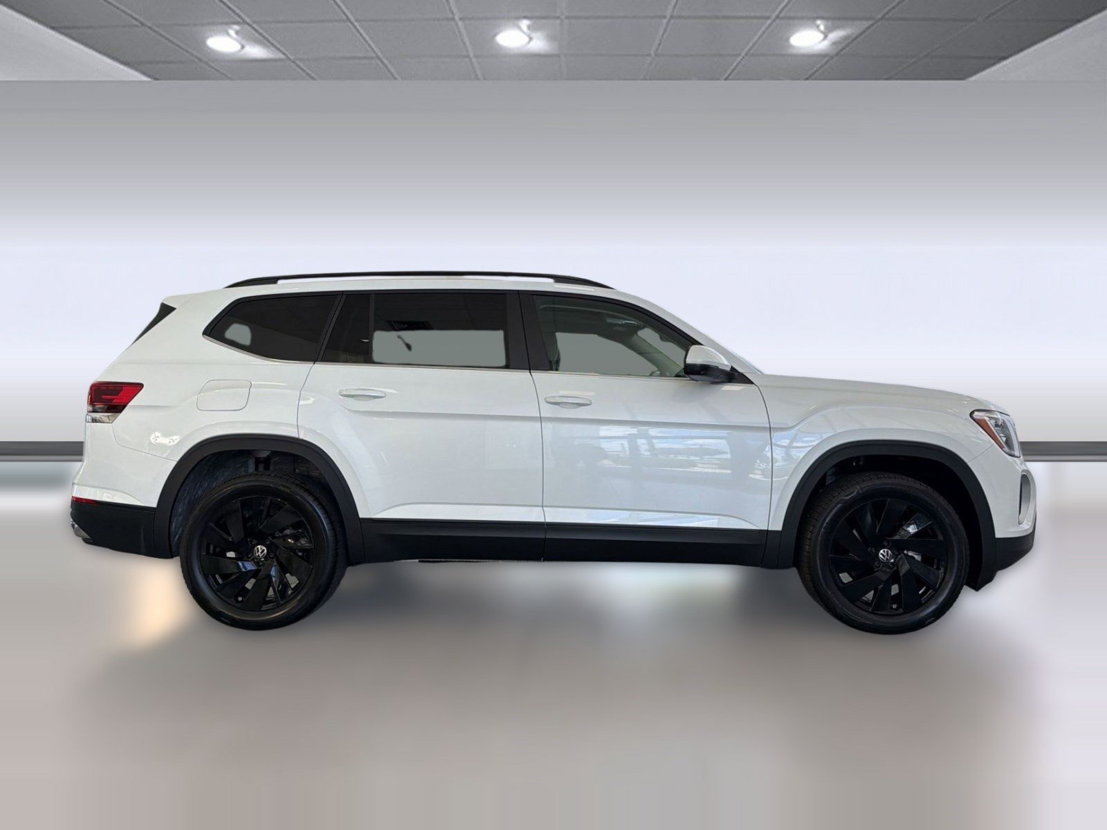 New 2026 Volkswagen Atlas SE FWD image 8