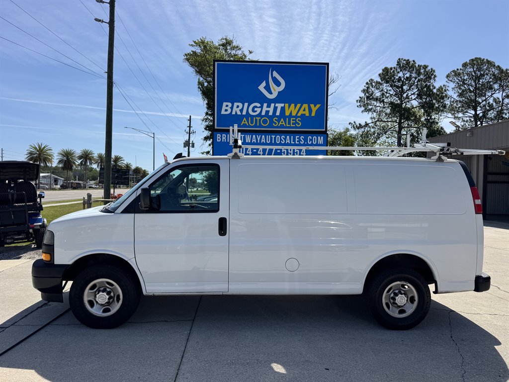 Used 2020 Chevrolet Express 2500 w/ Driver Convenience Package RWD image 2
