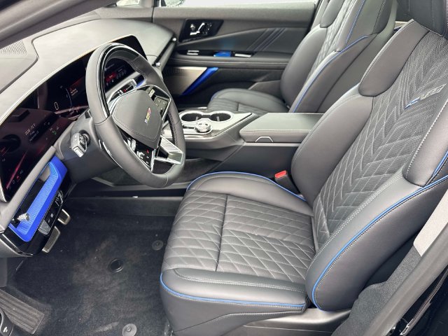 New 2027 Cadillac Optiq V w/ Carbon Fiber Package AWD/4WD image 19