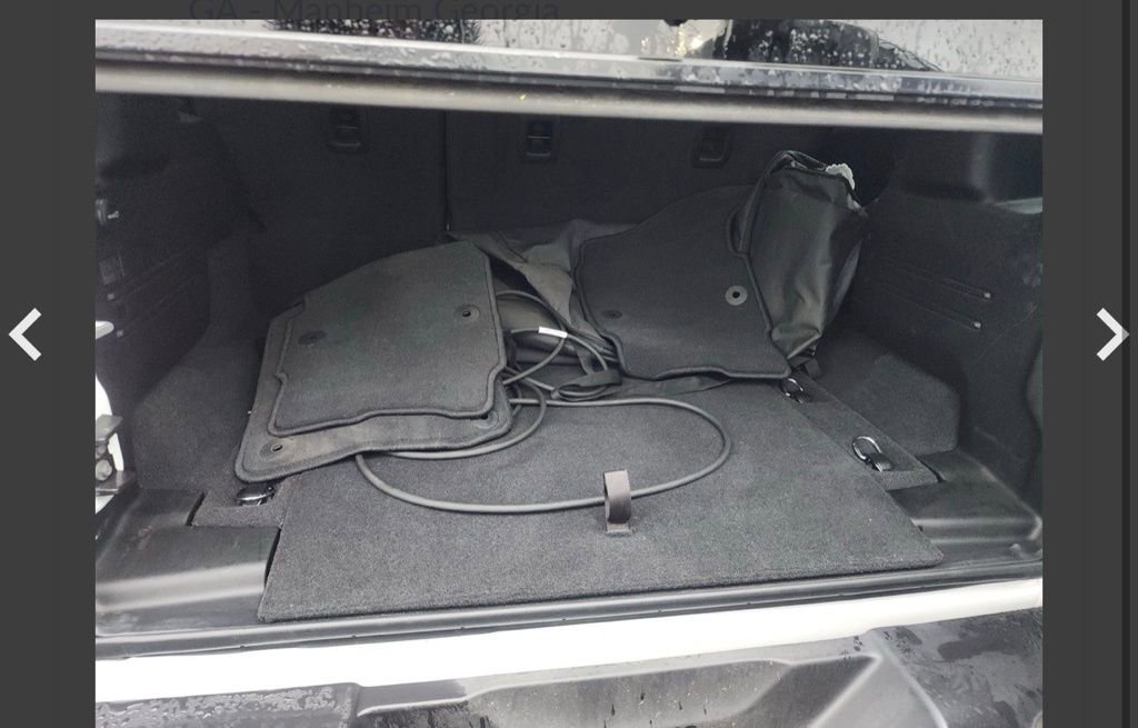 Used 2025 Jeep Wrangler Unlimited Rubicon 4xe w/ Convenience Group image 18