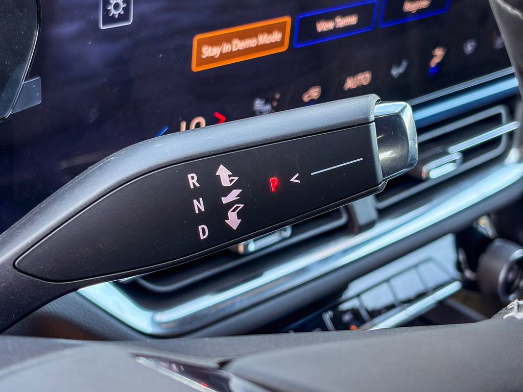 New 2026 Chevrolet Equinox EV LT image 18