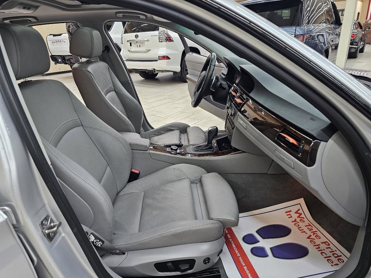 Used 2011 BMW 335i Sedan image 19