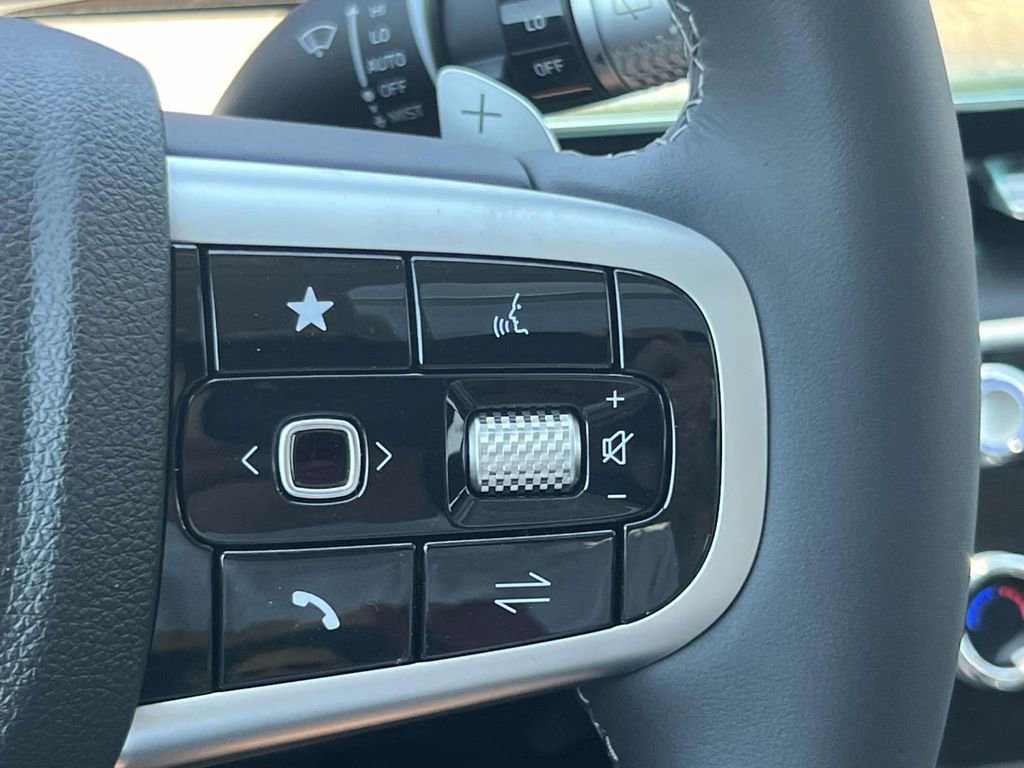 New 2025 Genesis GV80 2.5T Advanced image 21