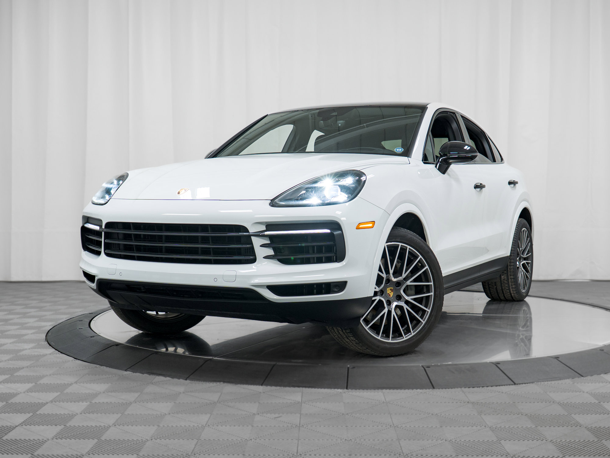 Certified 2020 Porsche Cayenne S image 29