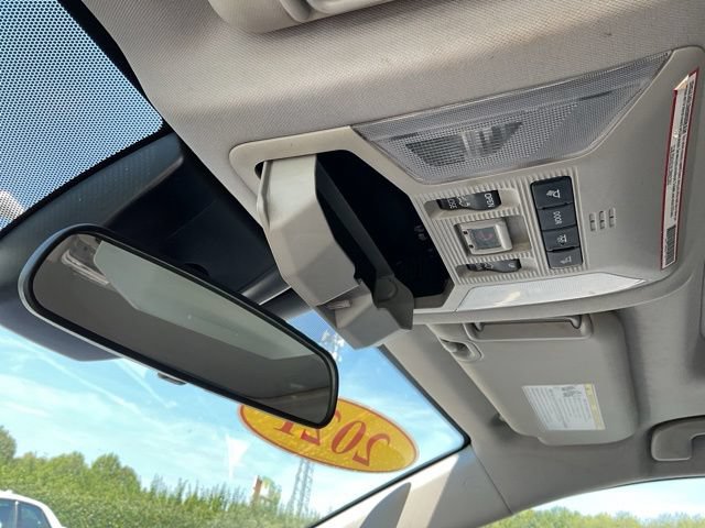 Used 2021 Toyota RAV4 XLE Premium FWD image 35