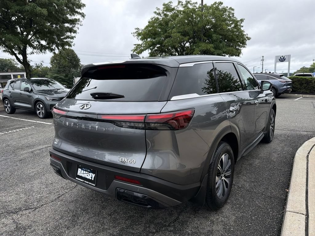 Certified 2025 INFINITI QX60 Pure AWD/4WD image 8