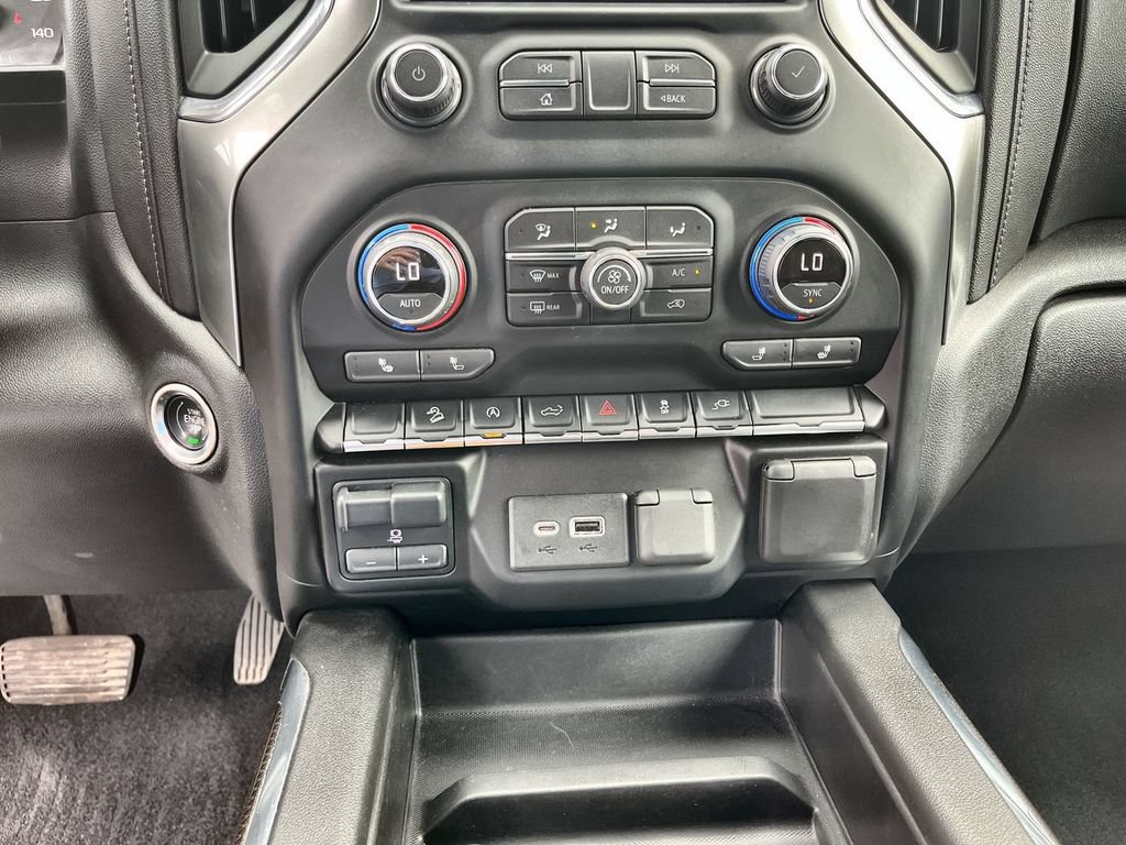 Used 2020 Chevrolet Silverado 1500 RST AWD/4WD image 17