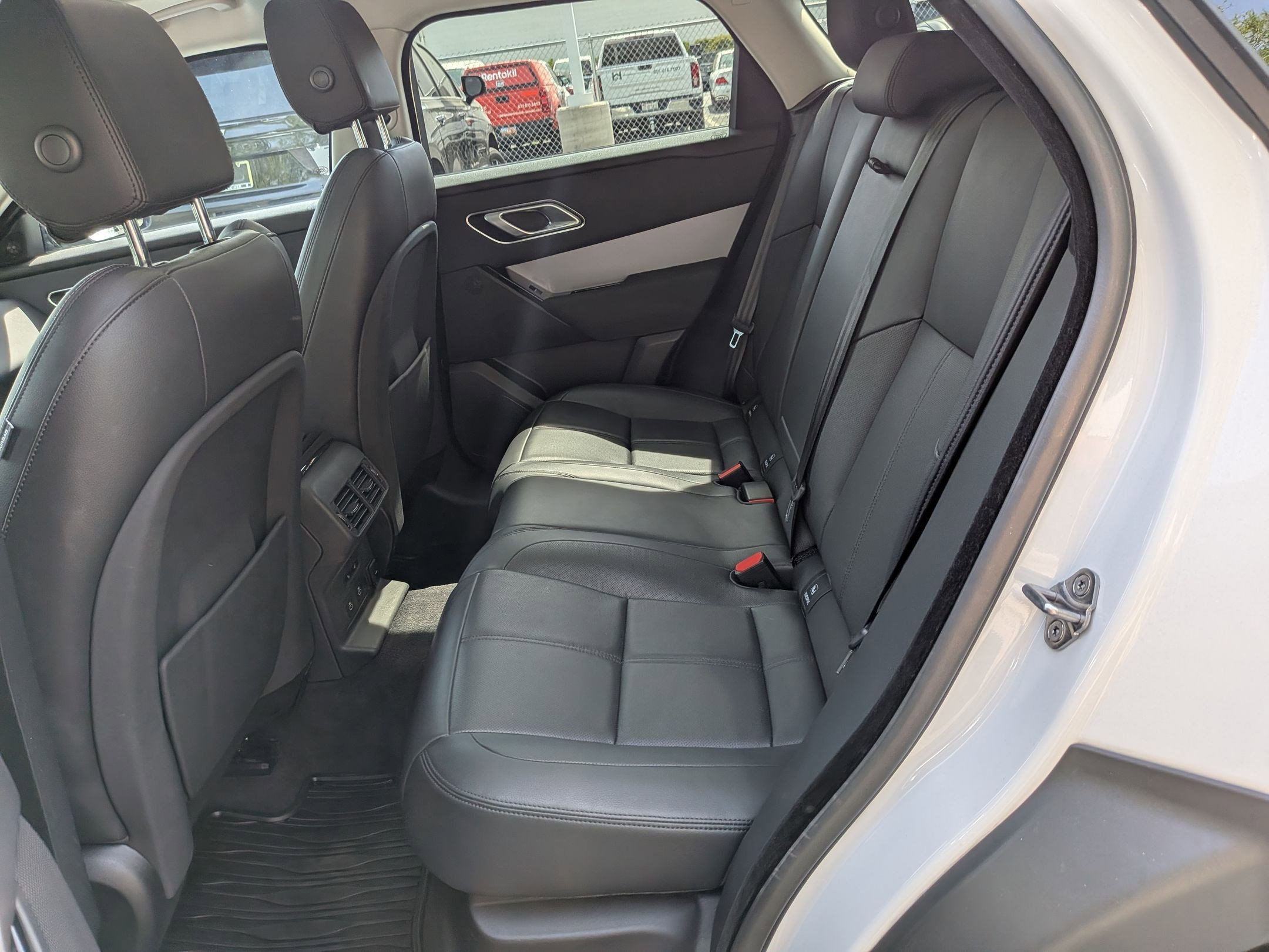 Used 2024 Land Rover Range Rover Velar S image 24