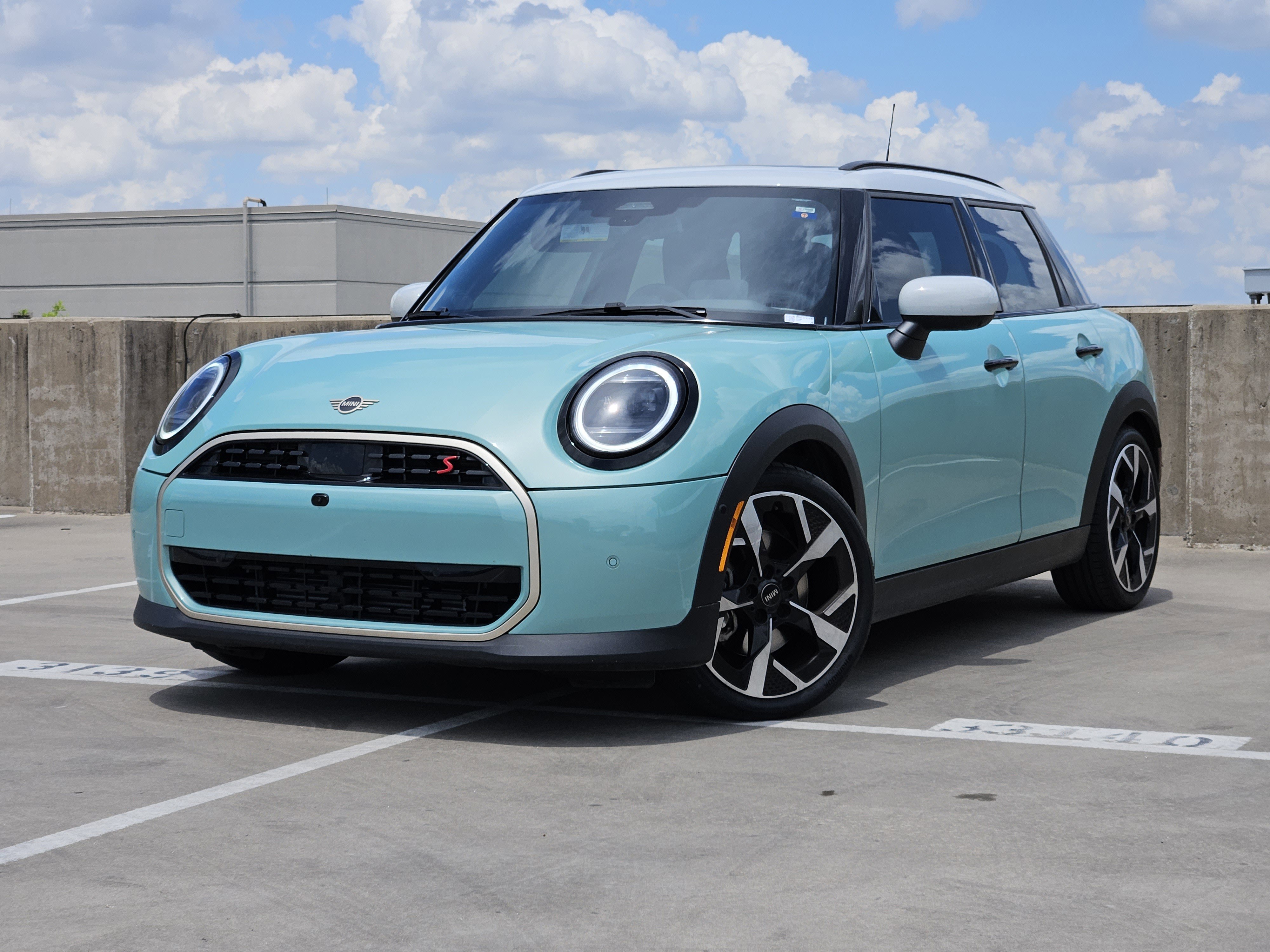 Used 2025 MINI Cooper S FWD video 1