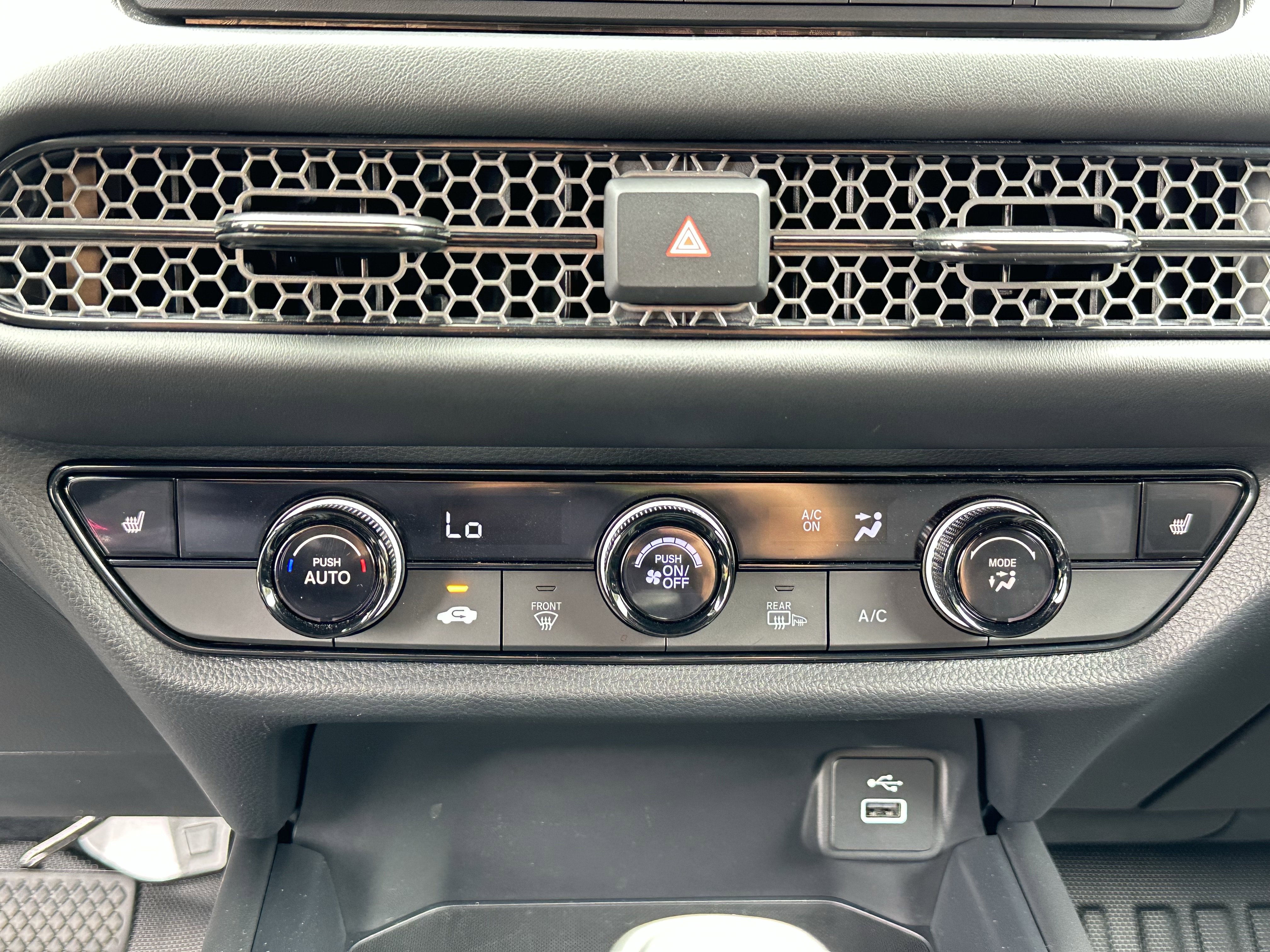 Used 2024 Honda HR-V Sport image 40