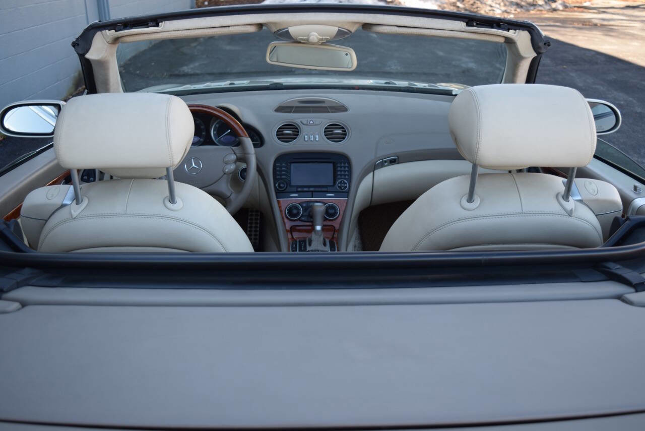Used 2005 Mercedes-Benz SL 500 image 52