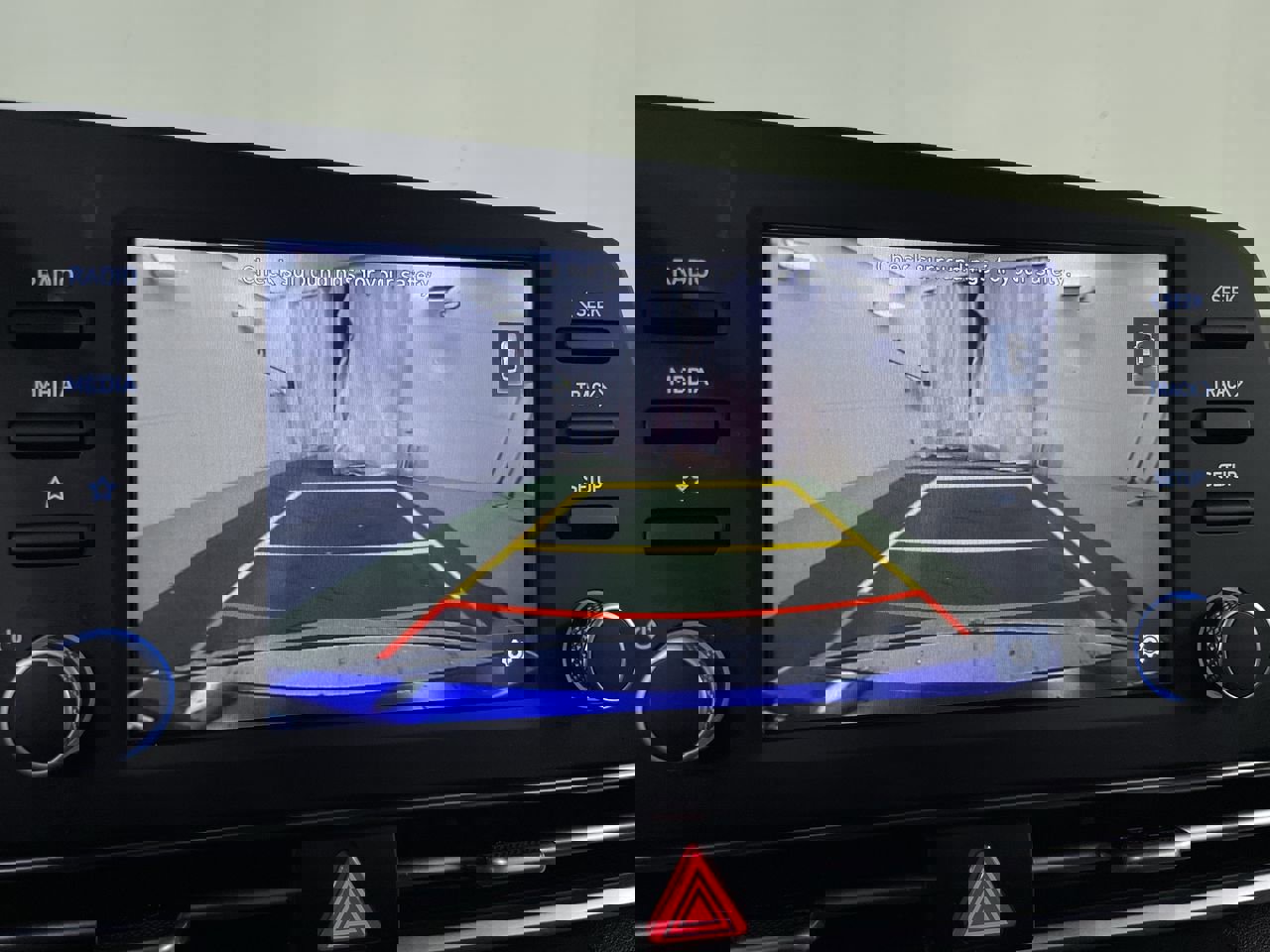 Used 2021 Hyundai Elantra SEL image 15