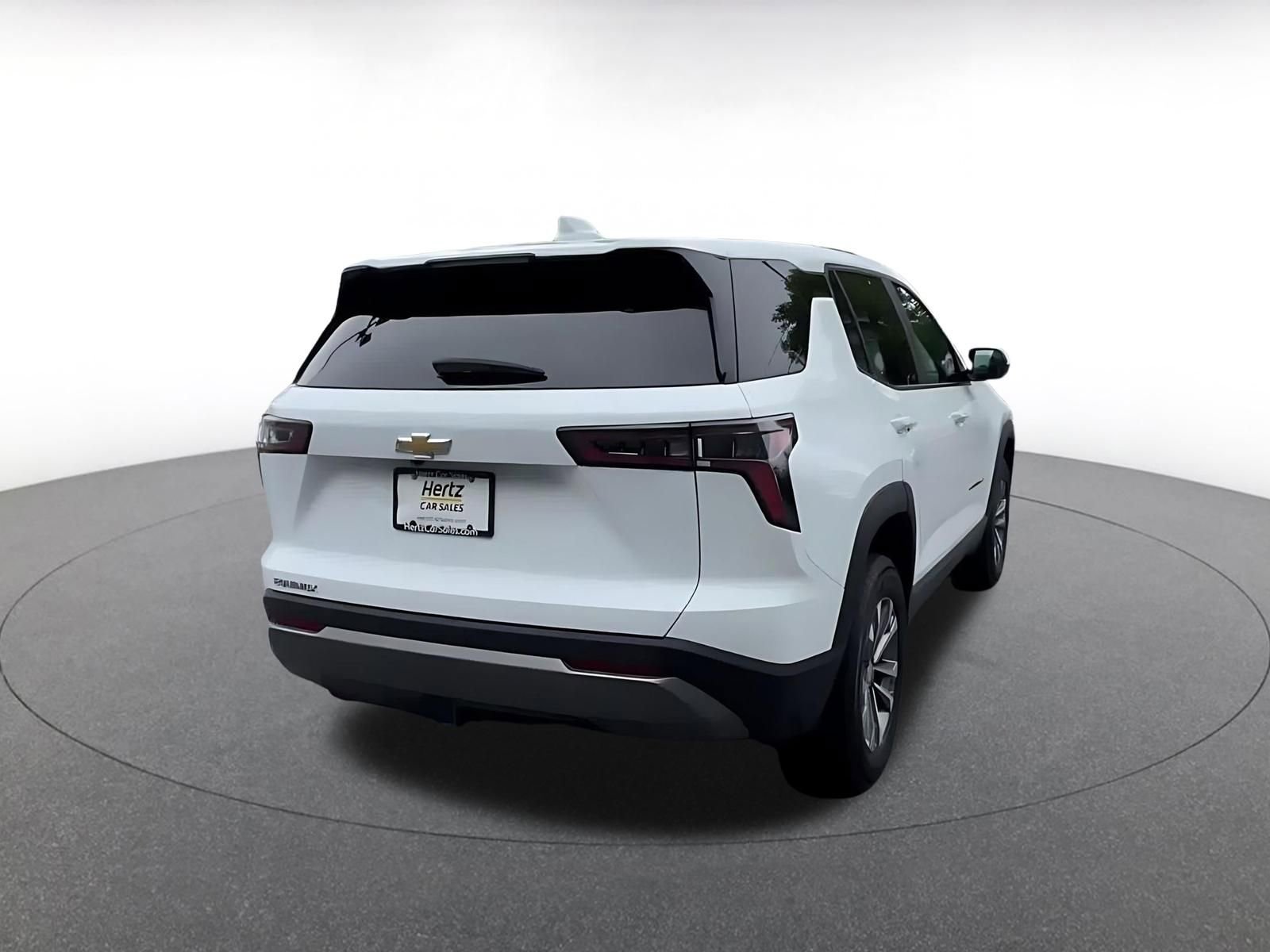Used 2025 Chevrolet Equinox LT FWD image 14