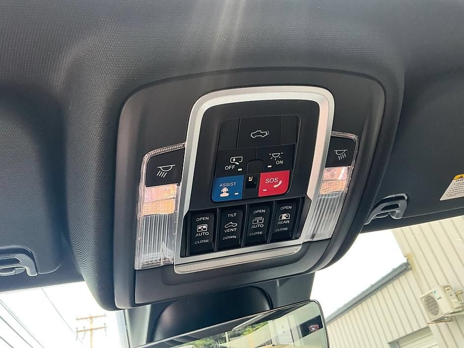 Used 2021 RAM 1500 TRX w/ TRX Lanuch Edition AWD/4WD image 29