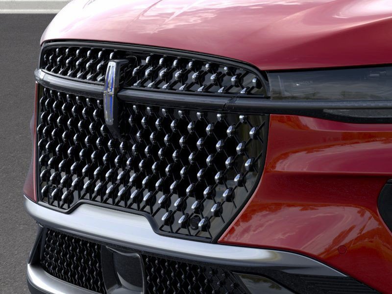 New 2025 Lincoln Nautilus Premier image 17